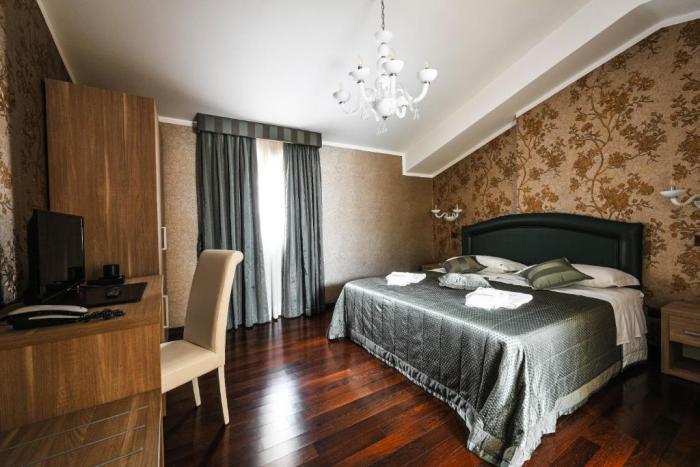 Hotel Mastrodattia Celano Zimmer foto