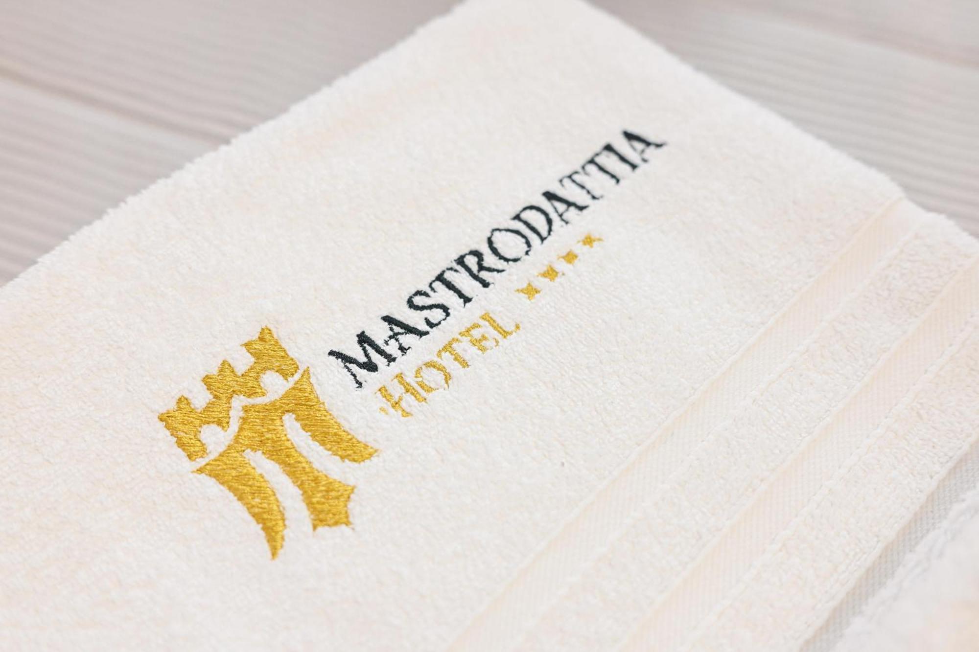 Hotel Mastrodattia Celano Exterior foto